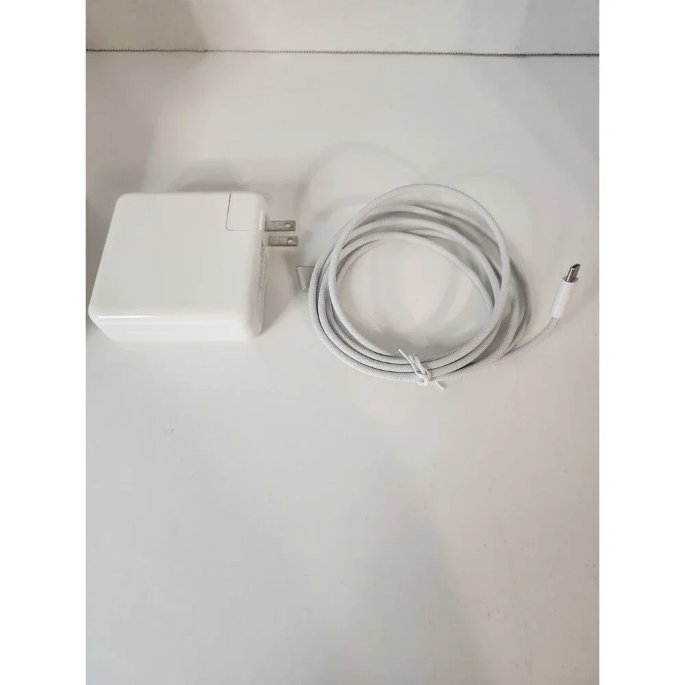 USB-C 96W Power Adapter